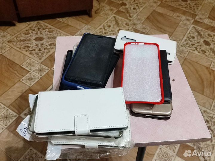 Чехлы для сотовых телефонов и планшетов