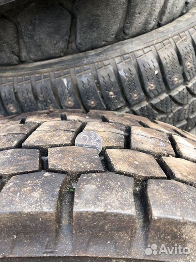 Bridgestone M729 215/75/r17,5