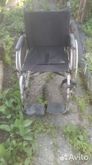 Инвалидное кресло складное