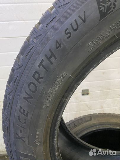 Michelin X-Ice North 4 SUV 235/55 R19 105T