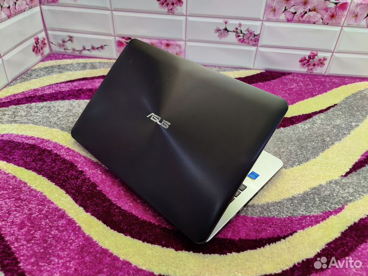 Ноутбук asus Intel Core i3/Nvidia GeForce 920M