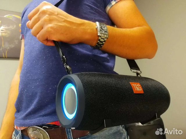 Мощная блютуз колонка 30W на ремне с подсветкой