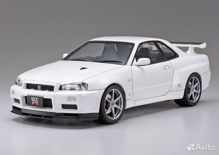 Nissan Skyline GT-R34 V Spec II (1/24 Tamiya)