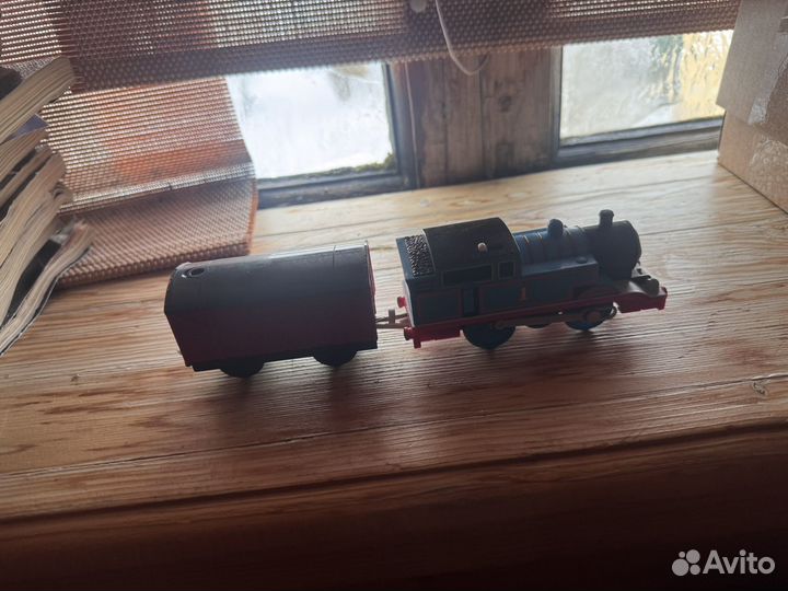 Паровозик томас на пульте