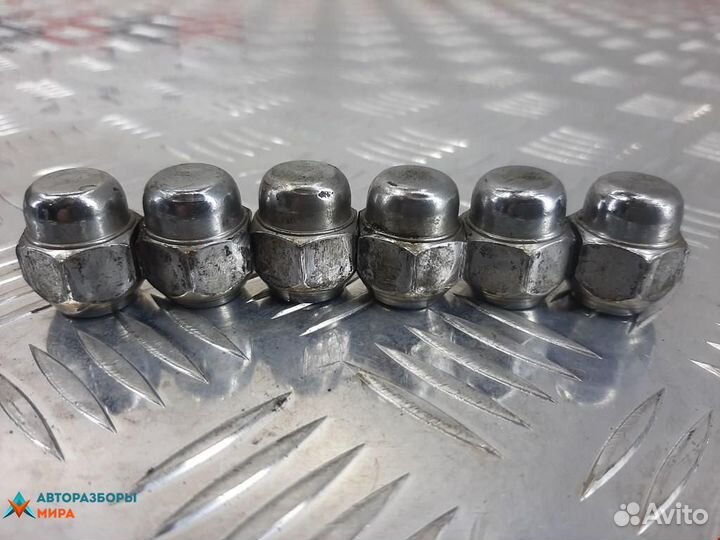 Болт колесный Nissan Armada 2006 40224V5510