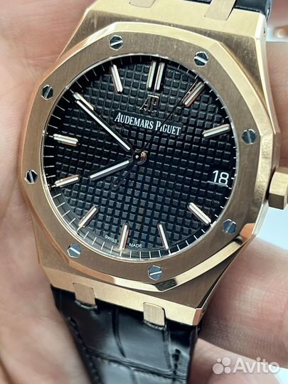 Часы Audemars Piguet Royal Oak 41mm 15500Or.Oo.D00