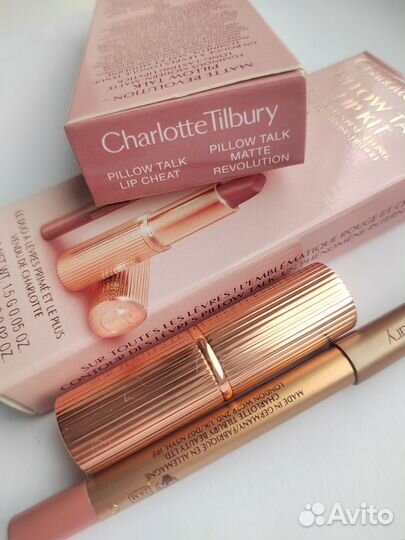 Набор косметики Charlotte Tilbury