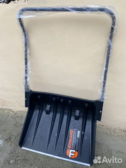 Скрепер для уборки снега