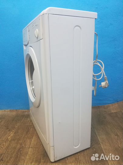 Стиральная машина Indesit