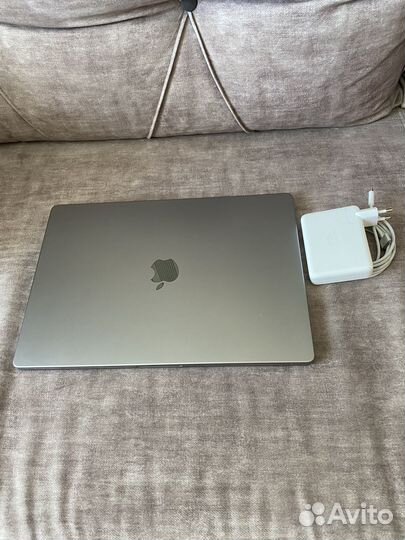 Apple MacBook Pro 16 2021