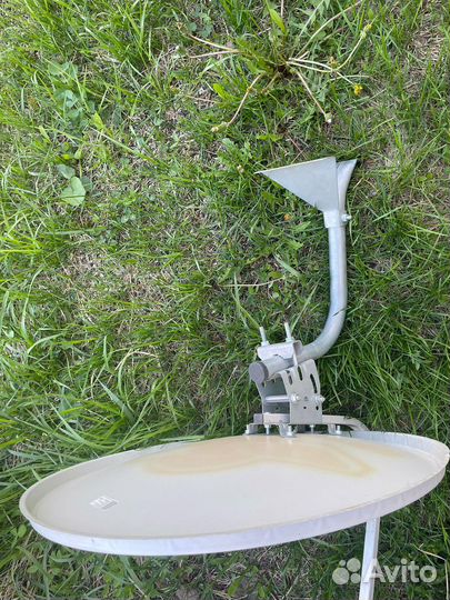 Спутниковая тарелка Триколор тв