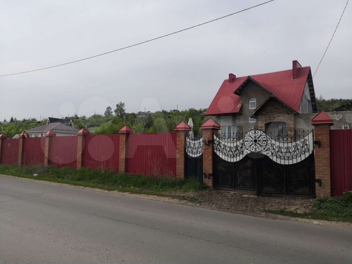 Дом 200 м² на участке 14 сот.