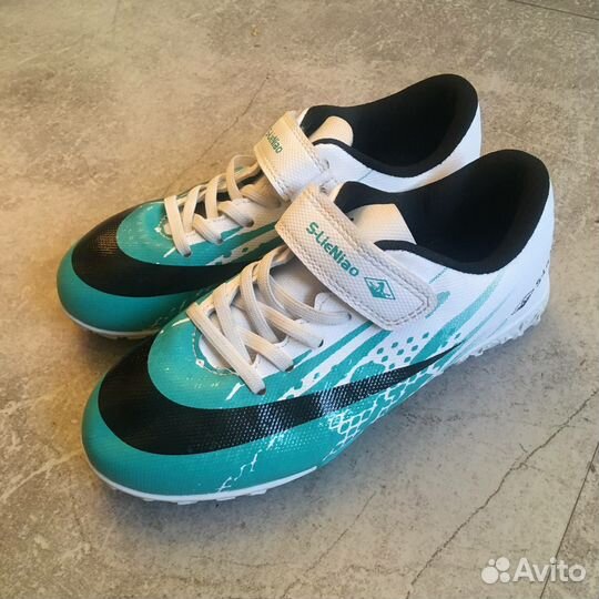 Футбольные Бутсы футзалки сороконожки ст. 21см