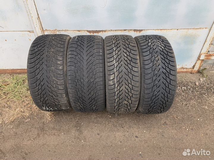 Nokian Tyres Hakkapeliitta R3 225/40 R19 и 255/35 R19 96T