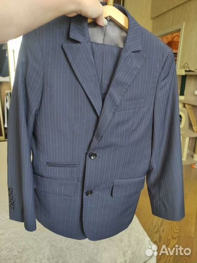 Школьный/классический костюм на мальчика 122-128 Школьный/классический костюм на мальчика 122-128