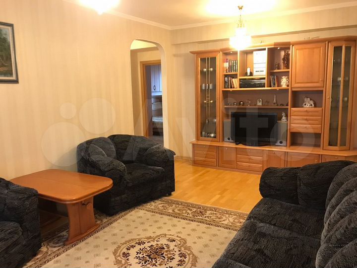 3-к. квартира, 70 м², 4/8 эт.