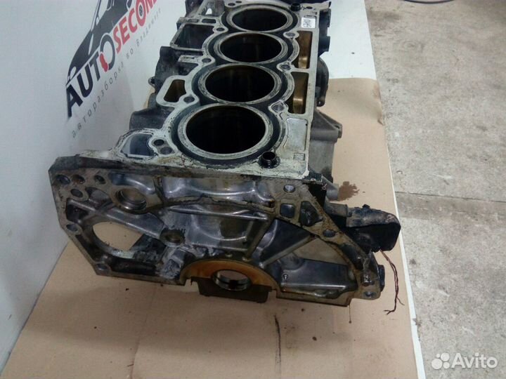 Блок двигателя Nissan Tiida hr16de