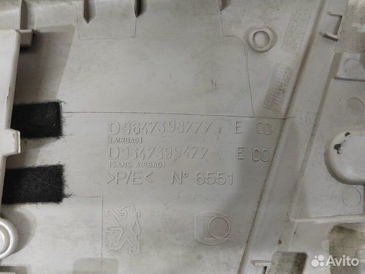 Накладка средней стойки правая Peugeot 307 3С