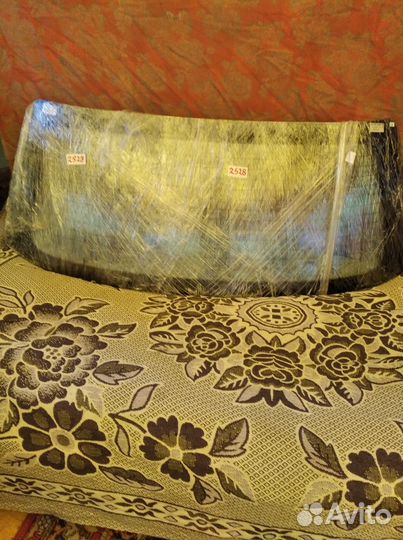 Стекло крышки багажника мицубиси аутлендер