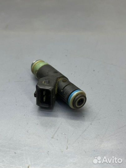 Топливная форсунка Geely Mk 2010