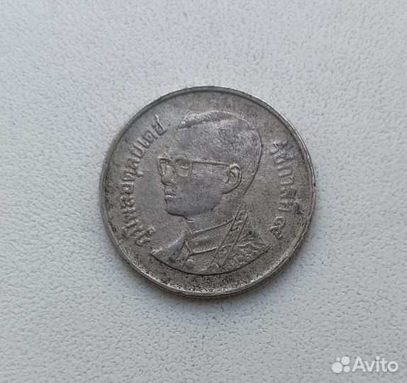 Монета 1 Бат (Тайланд)