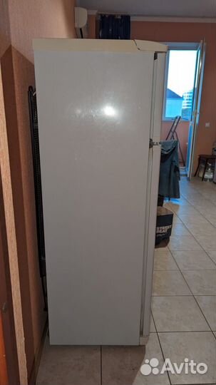 Однокамерный холодильник атлант б/у