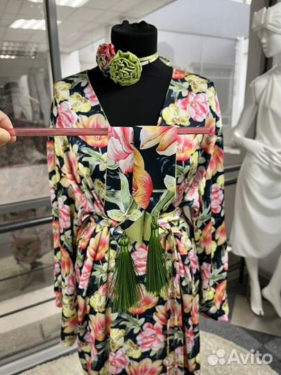 Шелковое кимоно платье миди