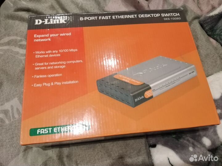 D-Link 8-port fast ethernet desktop switch