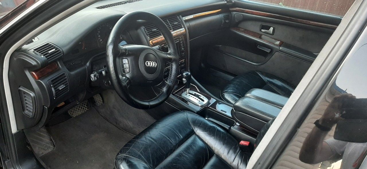 Audi A8: фото владельца