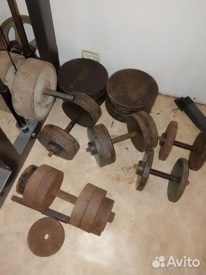 Гантели разные