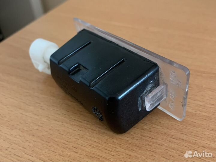 Плафон освещения номерного знака Веста