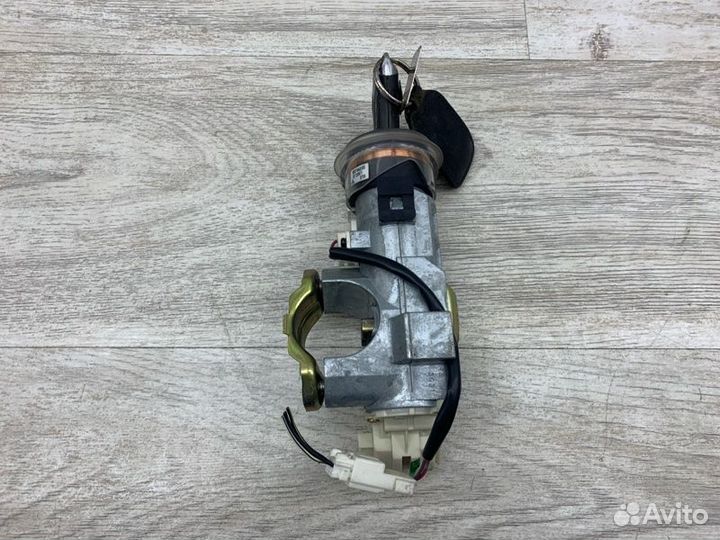 Замок зажигания Subaru Legacy универсал EJ202 2003