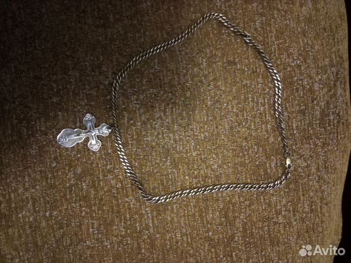 Продам цепочку серебряную