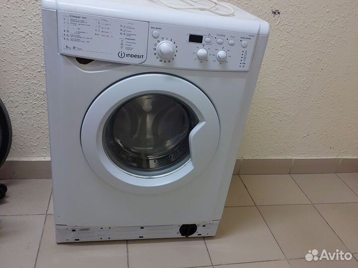 Стиральная машина на запчасти indesit iwsd51051