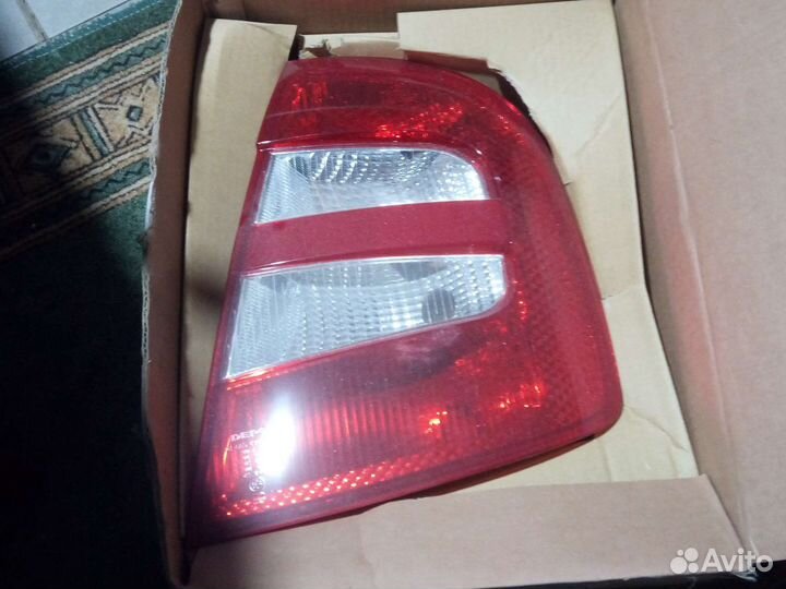 Skoda fabia фонарь