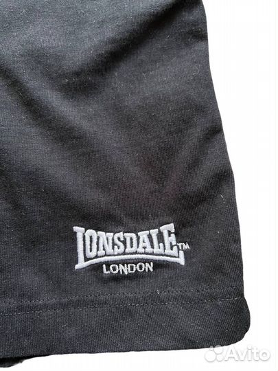 Шорты Lonsdale