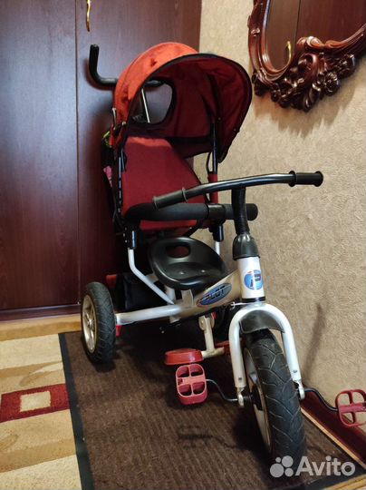 Велосипед с родительской ручкой