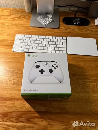 Xbox One S Controller (Bluetooth)