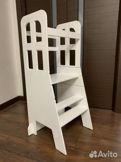 Башня помощника монтессори