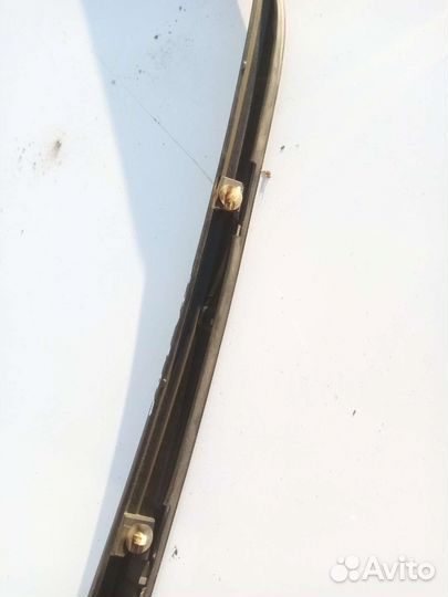 Молдинг задней правой двери cadillac CTS 2