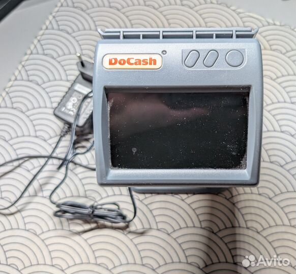 Детектор DoCash DVM mini