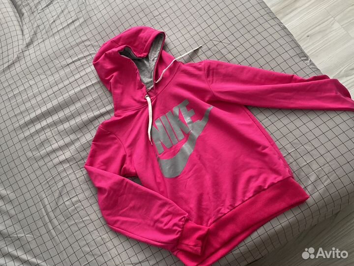 Худи с капюшоном nike