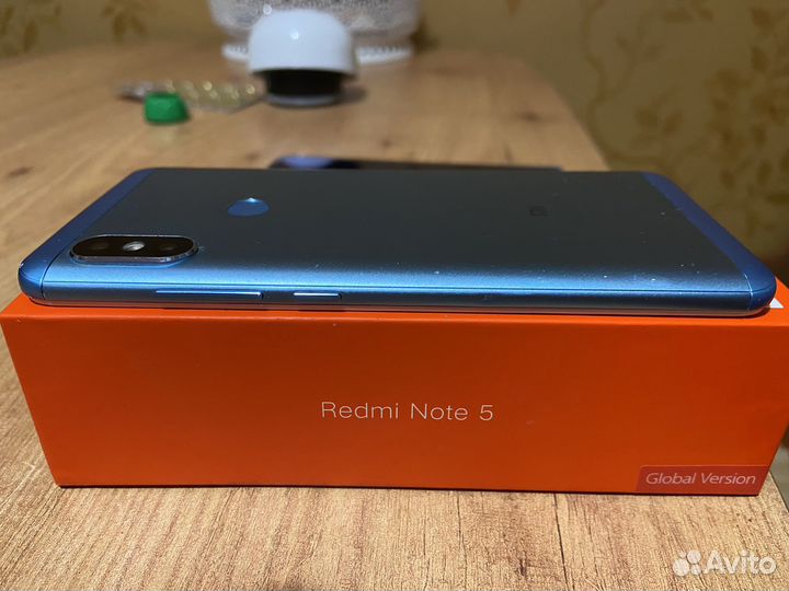 Xiaomi Redmi Note 5, 3/32 ГБ