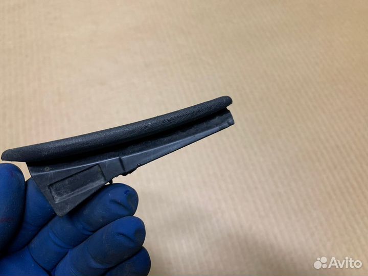 Молдинг заднего бампера левый Astra J