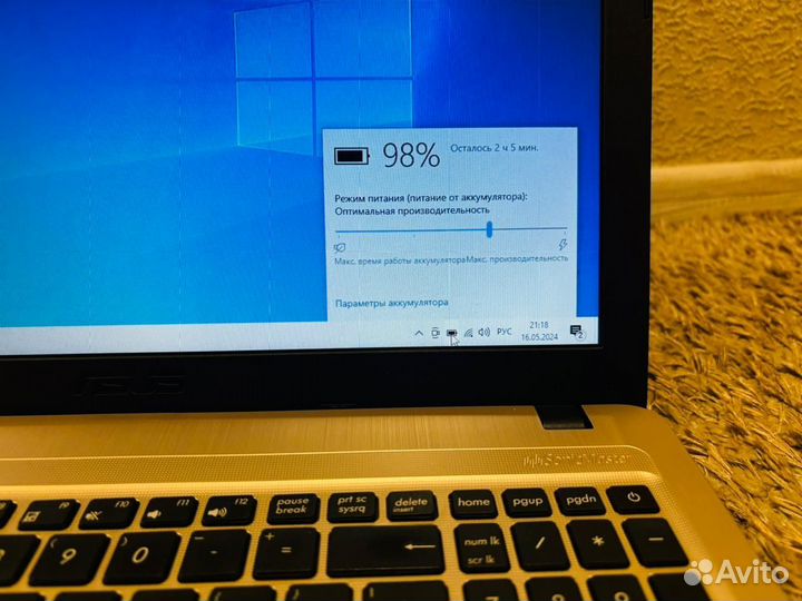 Свежий Asus /4-х ядер/geforce820/SSD/15.6