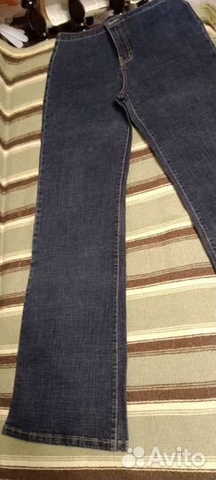 Джинсы клеш