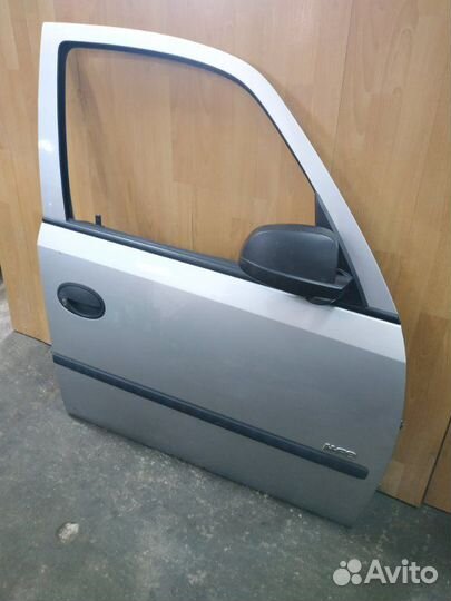 Дверь передняя правая Opel Meriva A минивэн 2005