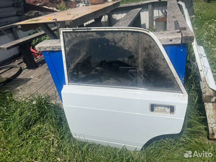 Двери на ваз 2107