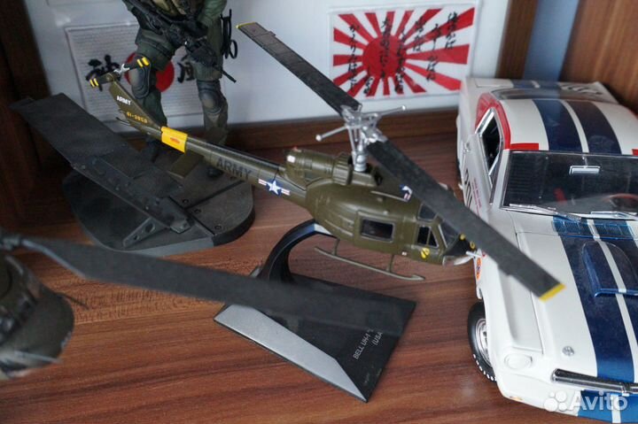 Модели самолетов, вертолетов