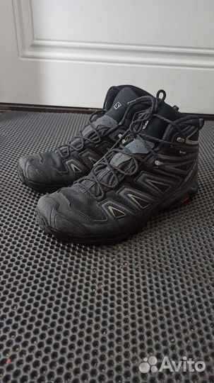 Трекинговые ботинки salomon
